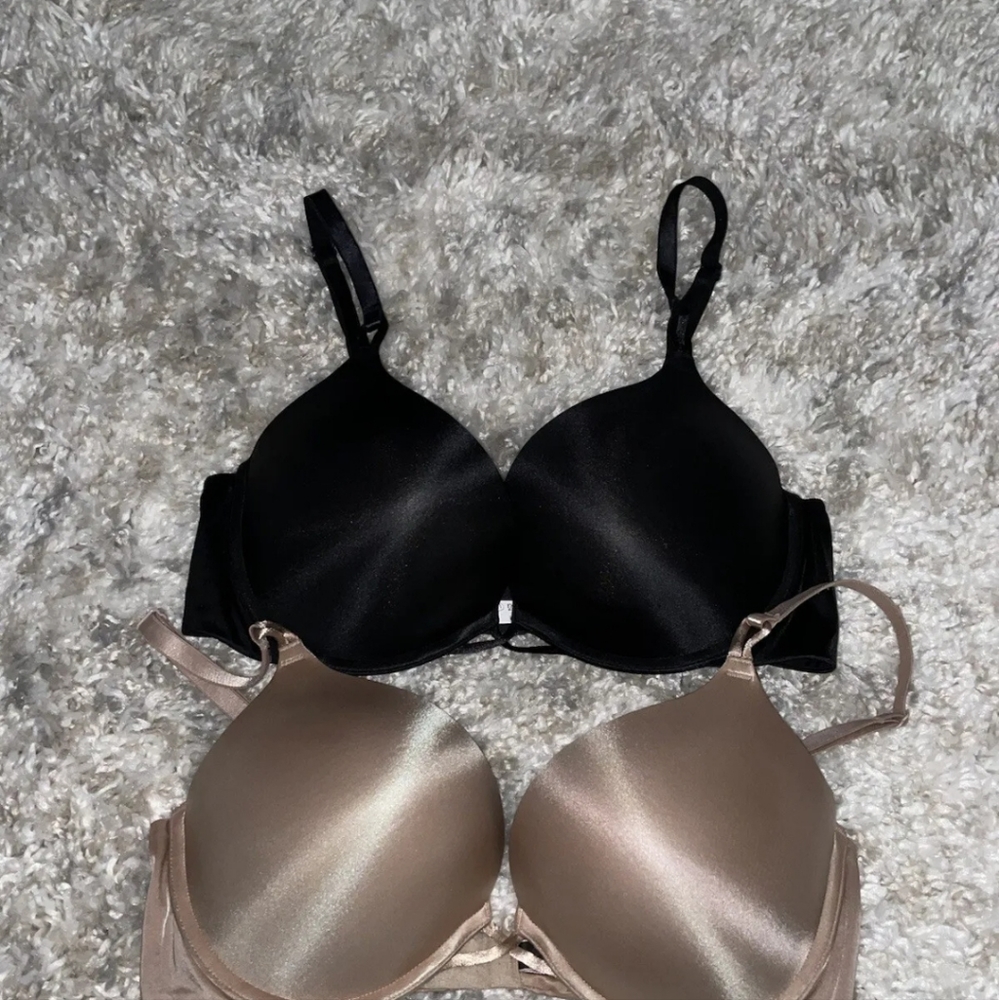 Victoria's Secret Bombshell bras 36C 2-pack